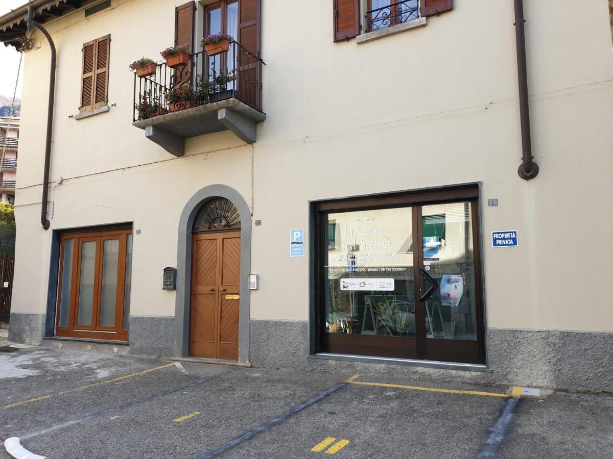 La Casa Sul Sasso In Town Serviced Accommodations Dervio Exteriör bild