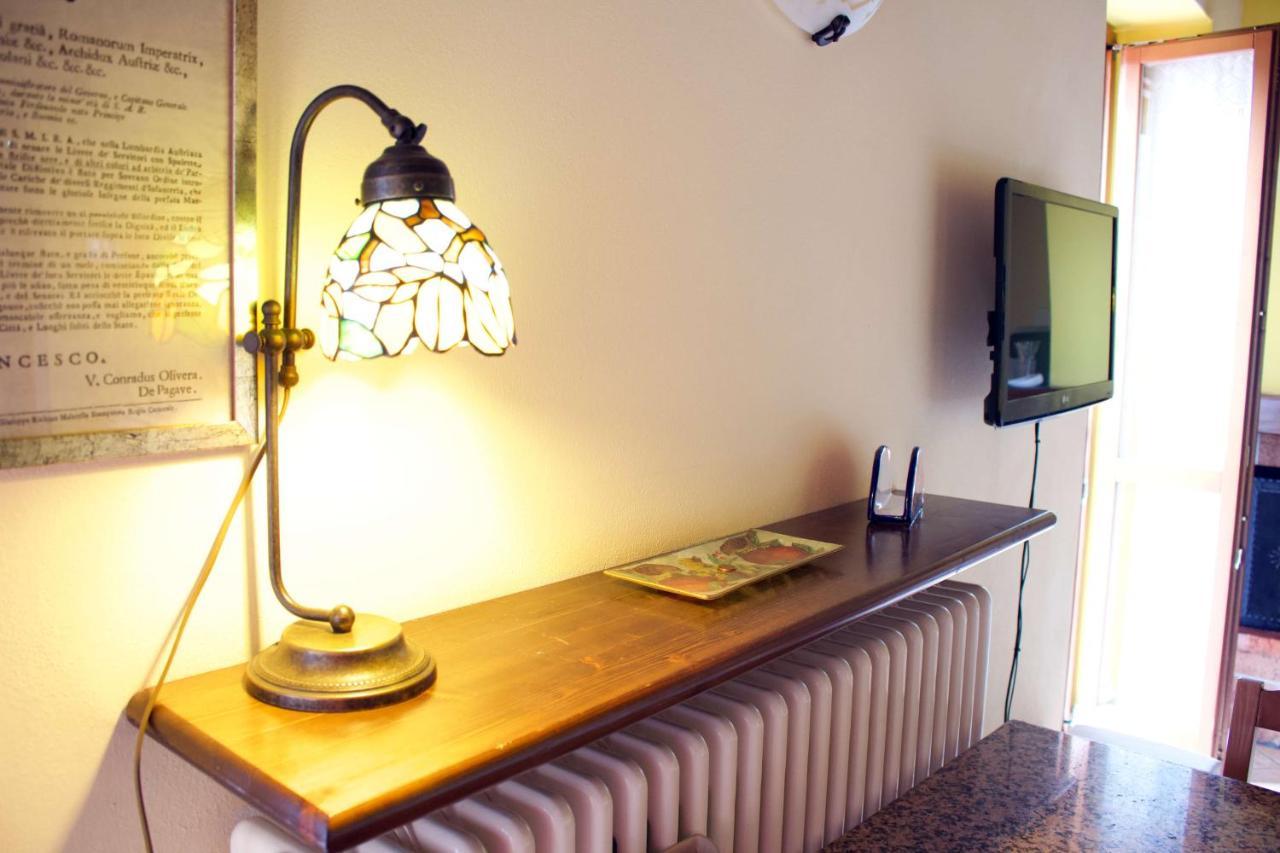 La Casa Sul Sasso In Town Serviced Accommodations Dervio Exteriör bild