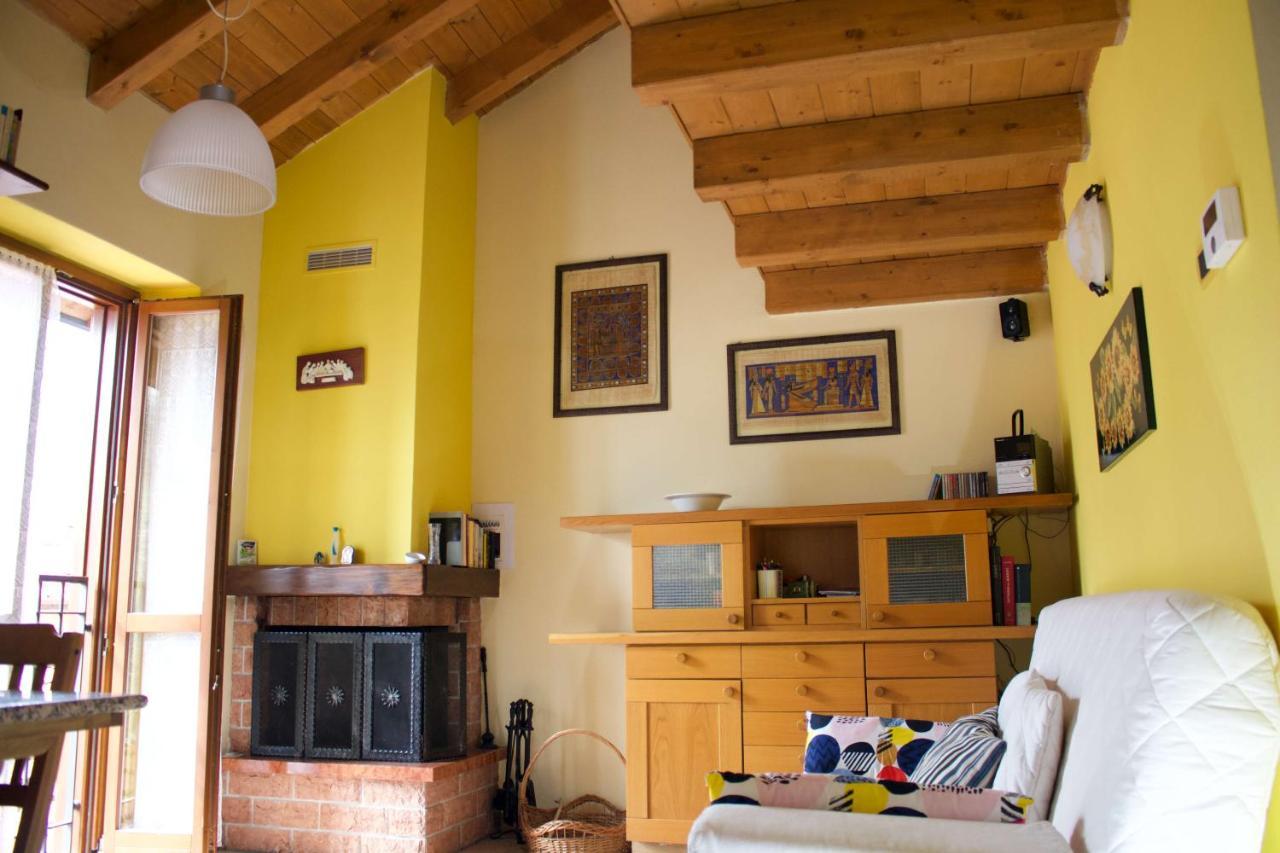 La Casa Sul Sasso In Town Serviced Accommodations Dervio Exteriör bild