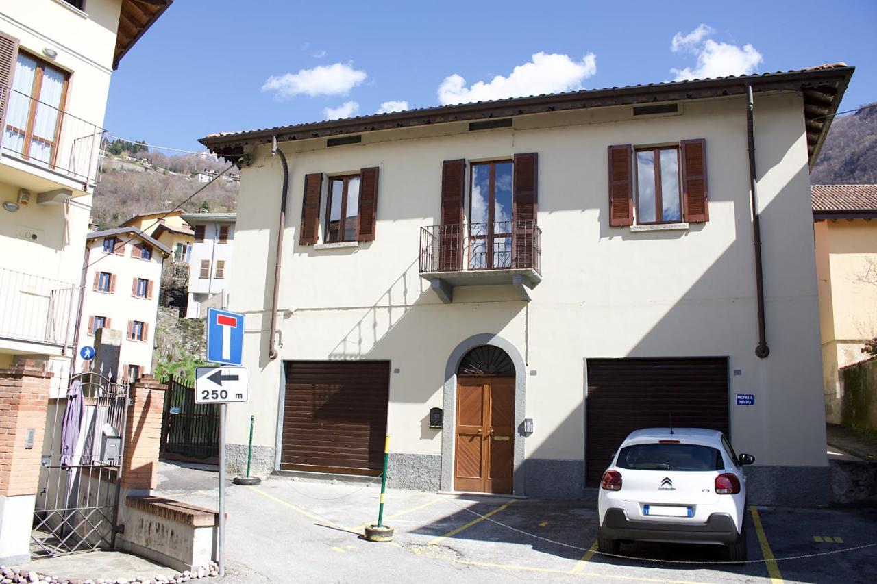 La Casa Sul Sasso In Town Serviced Accommodations Dervio Exteriör bild