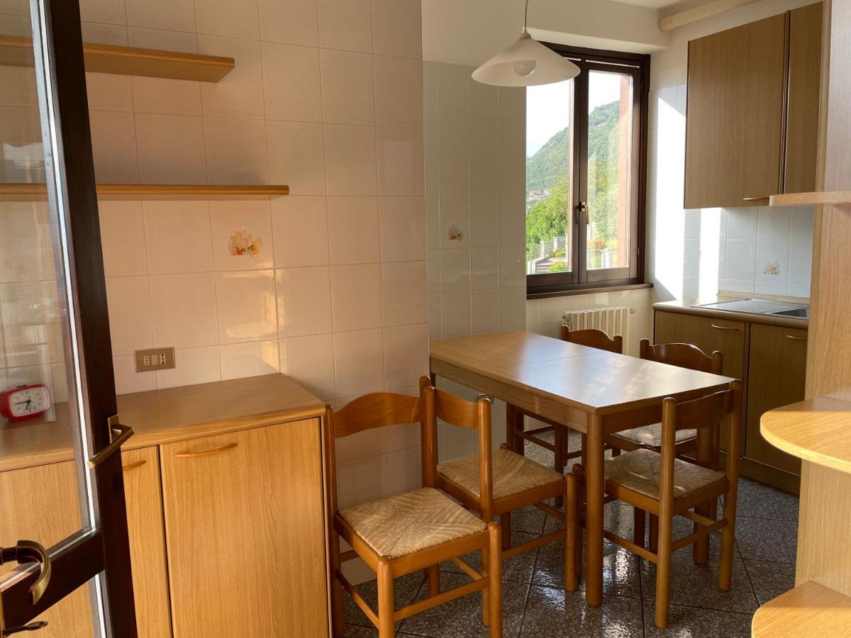 La Casa Sul Sasso In Town Serviced Accommodations Dervio Exteriör bild